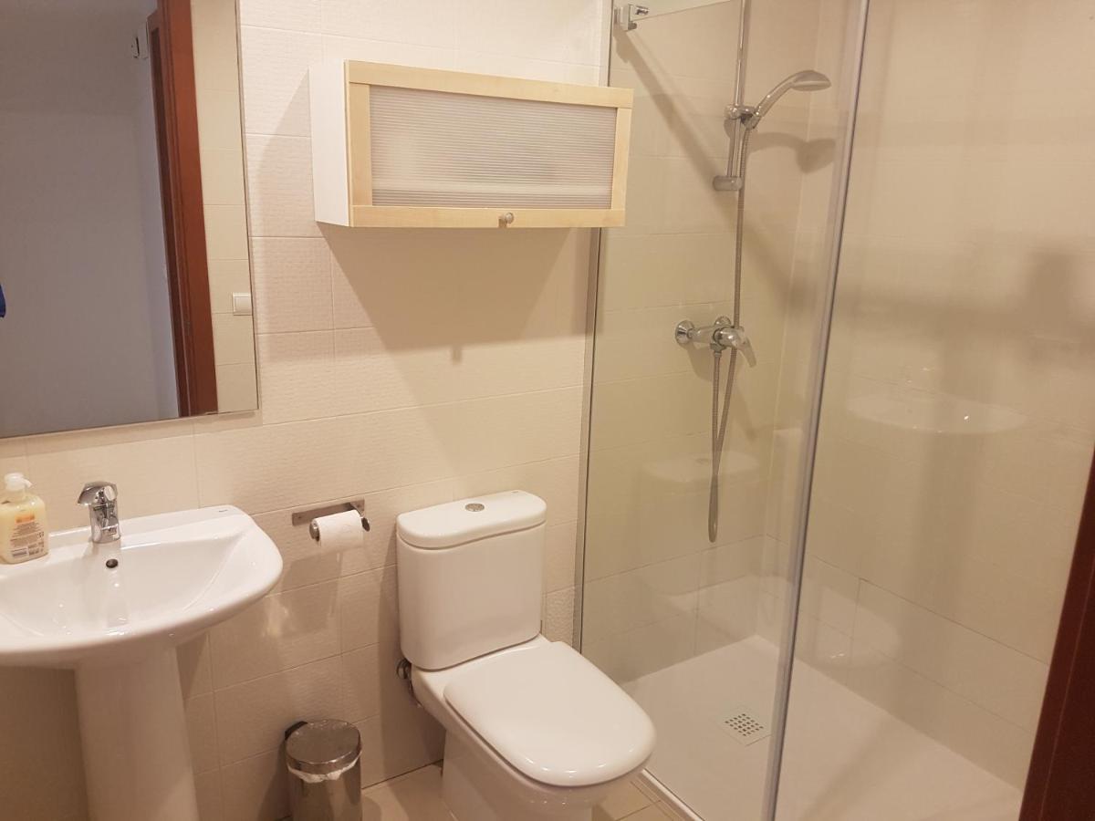 Beautiful Apartment 75M2 With View At The Beach, Pool, Parking Росес Екстериор снимка