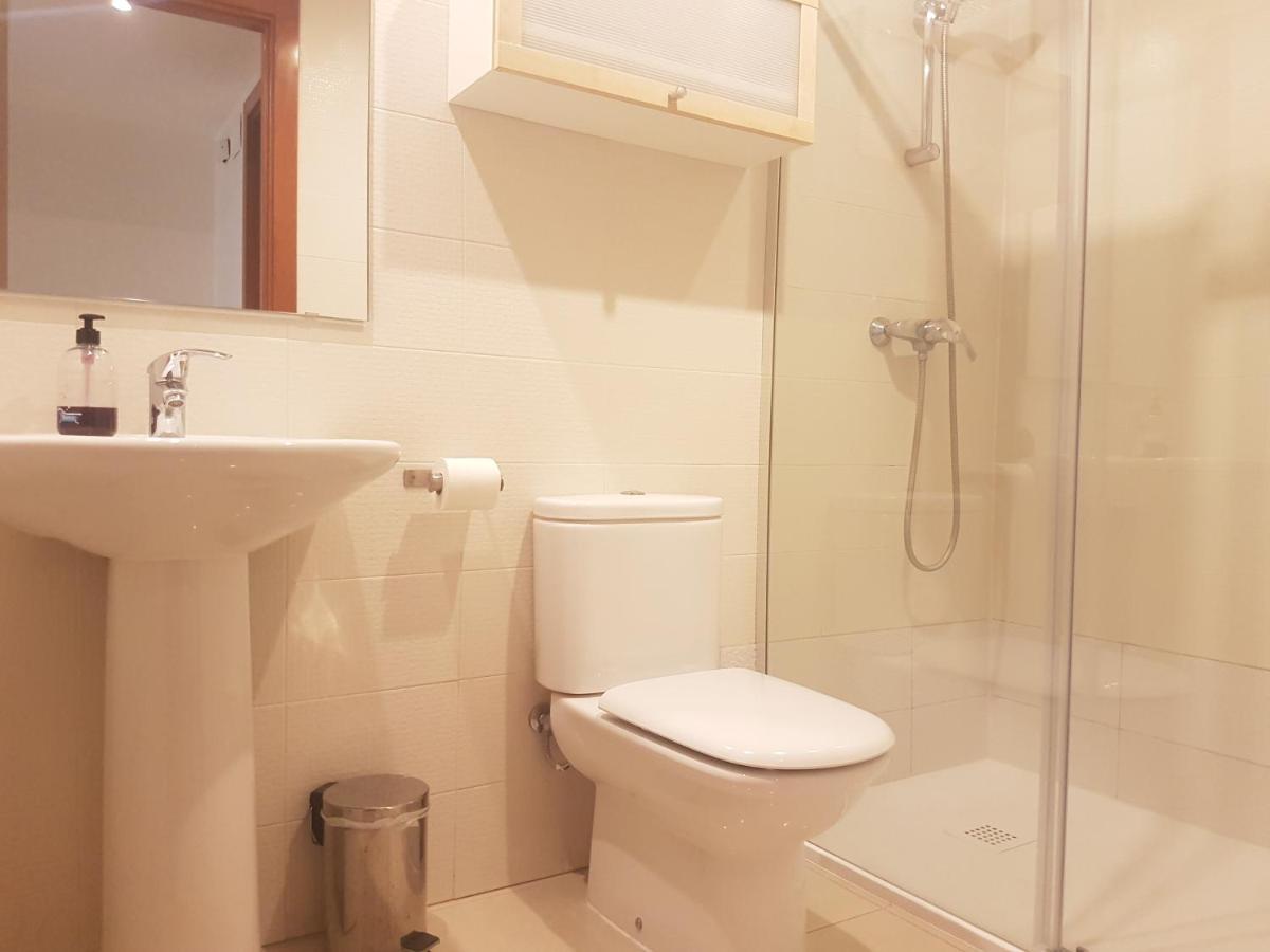 Beautiful Apartment 75M2 With View At The Beach, Pool, Parking Росес Екстериор снимка